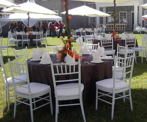 Outdoor Occasions Chiavari Chairs For Hire